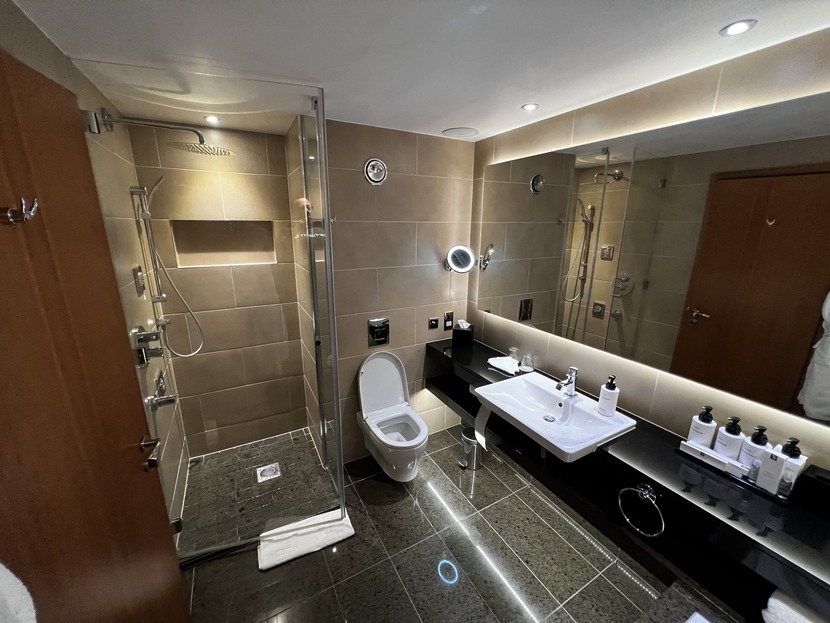 Experience staying at Intercontinental London - The O2 7 400944714 10159339230630997 1167634745353626588 n
