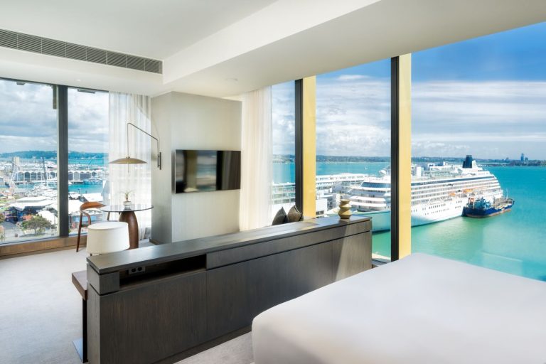 intercontinental auckland guestroom