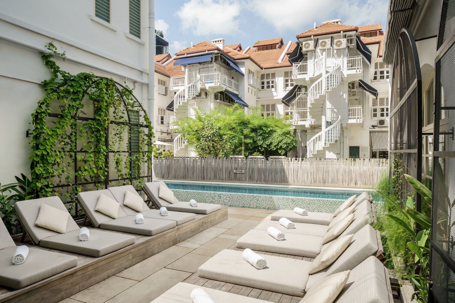 Earn 10,000 Bonus Points Per Night at Marriott Singapore 8 earn 10000 bonus points per night at marriott singapore