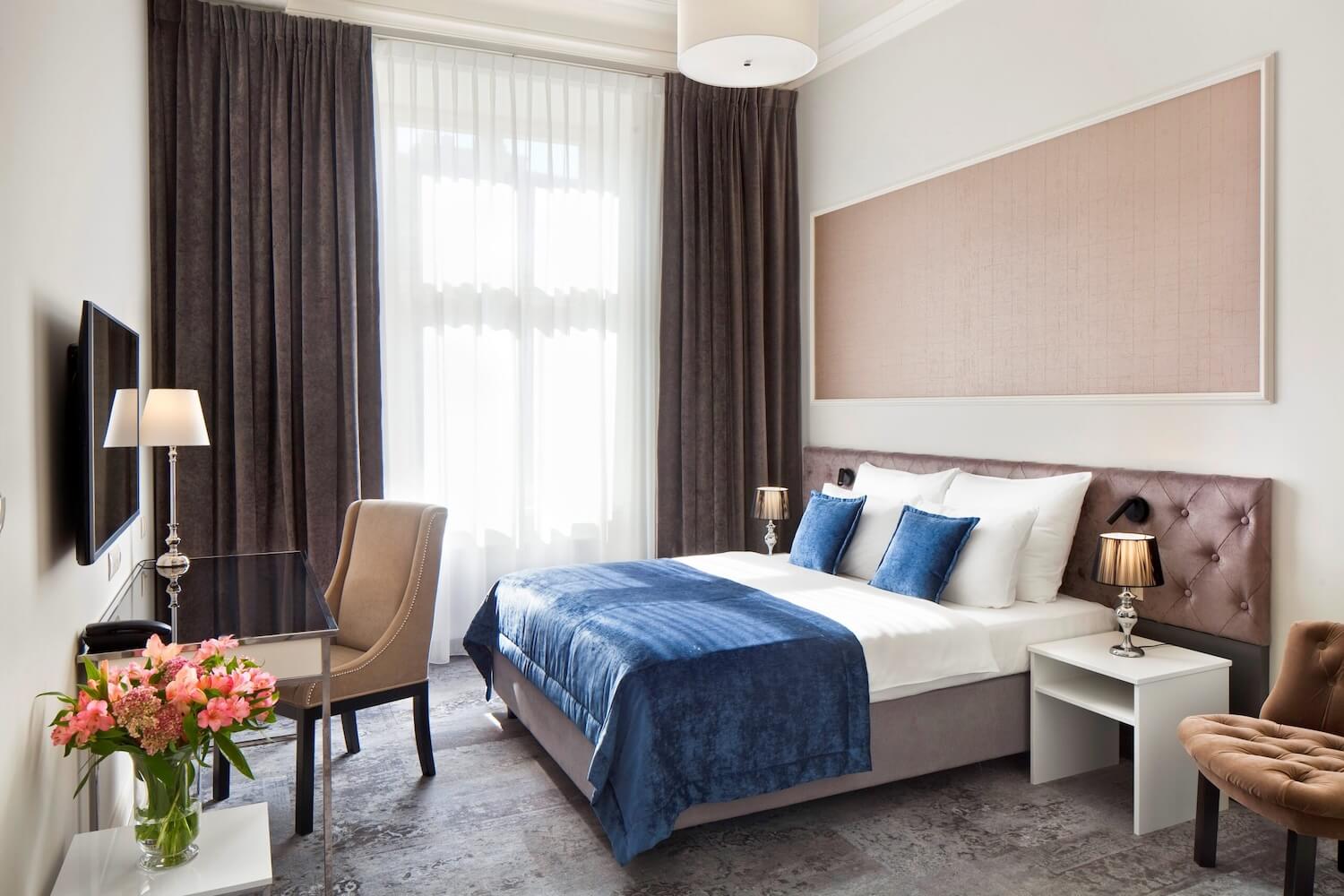 Save Up to 25% on Wyndham Stays + Earn 3,000 Bonus Points 4 save up to 25 on wyndham stays earn 3000 bonus points