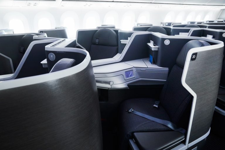 American Airlines: Earn Up to 5,000 Bonus Loyalty Points 1 american airlines earn up to 5000 bonus loyalty points