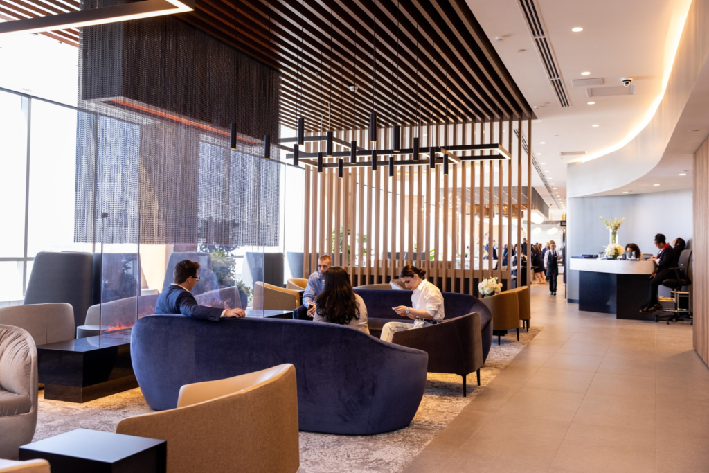 Flagship lounge at Charlotte (CLT)