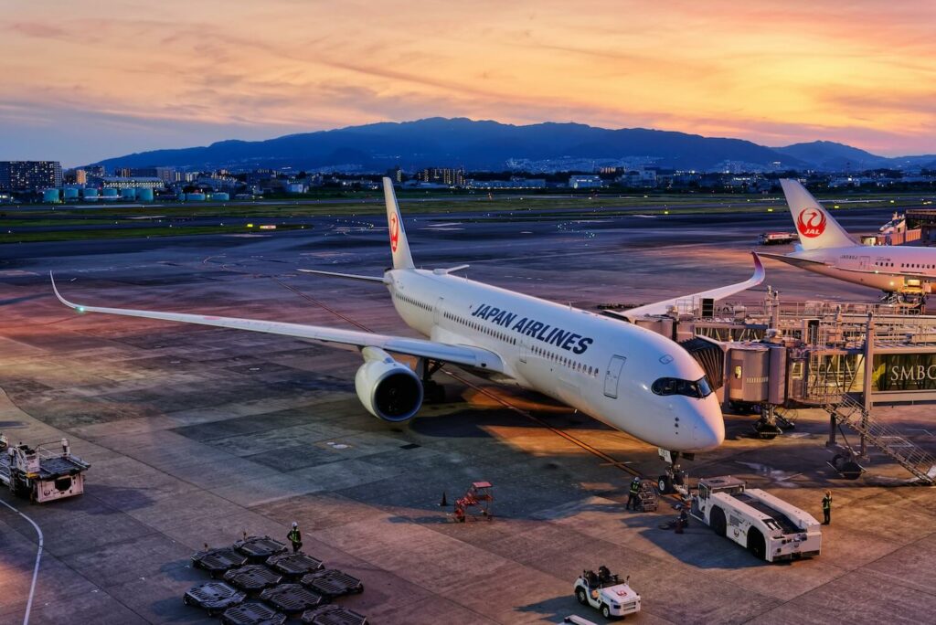 Capital One → JAL Mileage Bank: 30% Transfer Bonus (2:1.95) 3 takashi miyazaki NqFggpul2YA unsplash 1