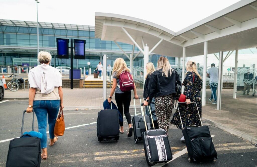 Discover How AAdvantage Platinum Pro Status Unlocks Key American Airlines Benefits 5 How to Use Platinum Pro in Real Life