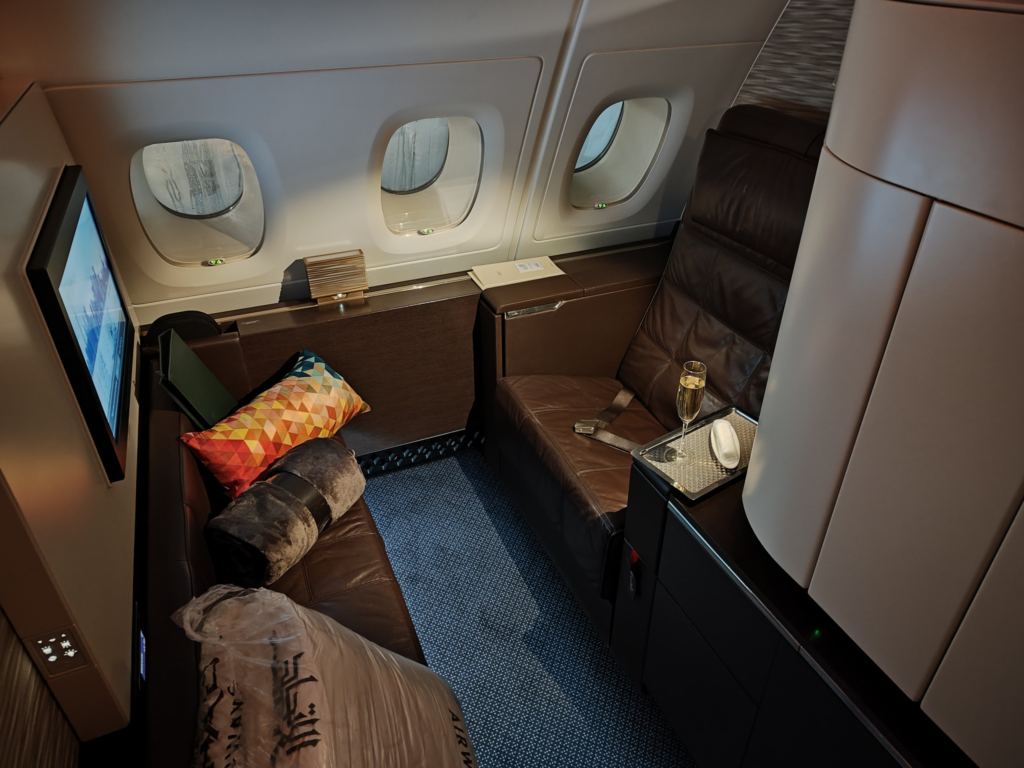 Discover How AAdvantage Platinum Pro Status Unlocks Key American Airlines Benefits 3 seat in first class