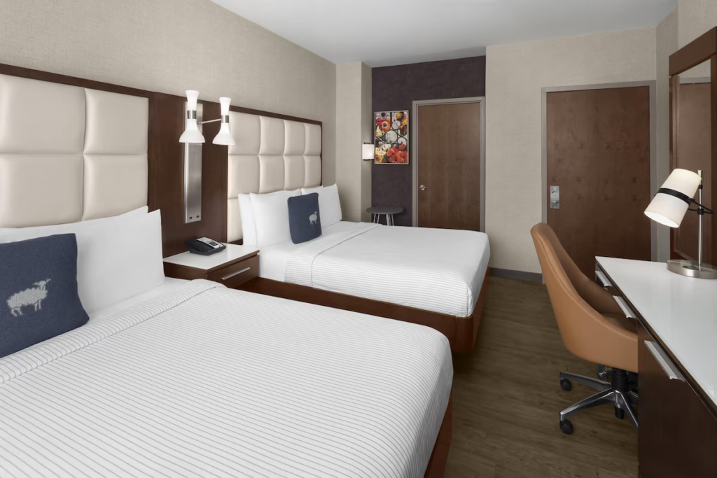Cambria Hotel New York 