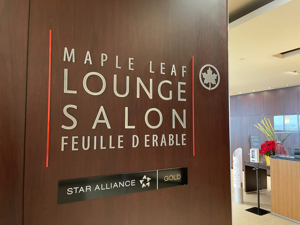 Aeroplan 75K Benefits: What You Get and How to Maximize Them 4 Air Canada Maple Leaf Lounge Toronto Domestic (YYZ)