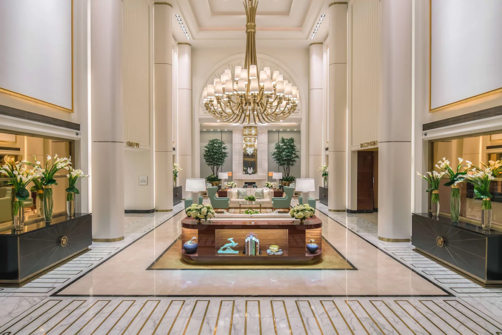 Hilton Check-In and Checkout Times: Everything Travelers Should Know 1 Waldorf Astoria Beverly Hills