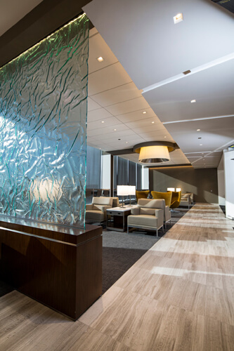 Best Business Credit Cards With Lounge Access (And What Your Employees Actually Get) 7 United Club lounge interior at Chicago O'Hare
