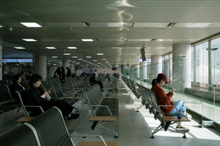 British Airways Silver Status: Benefits, Lounge Access and Requirements 8 airport terminal seating area