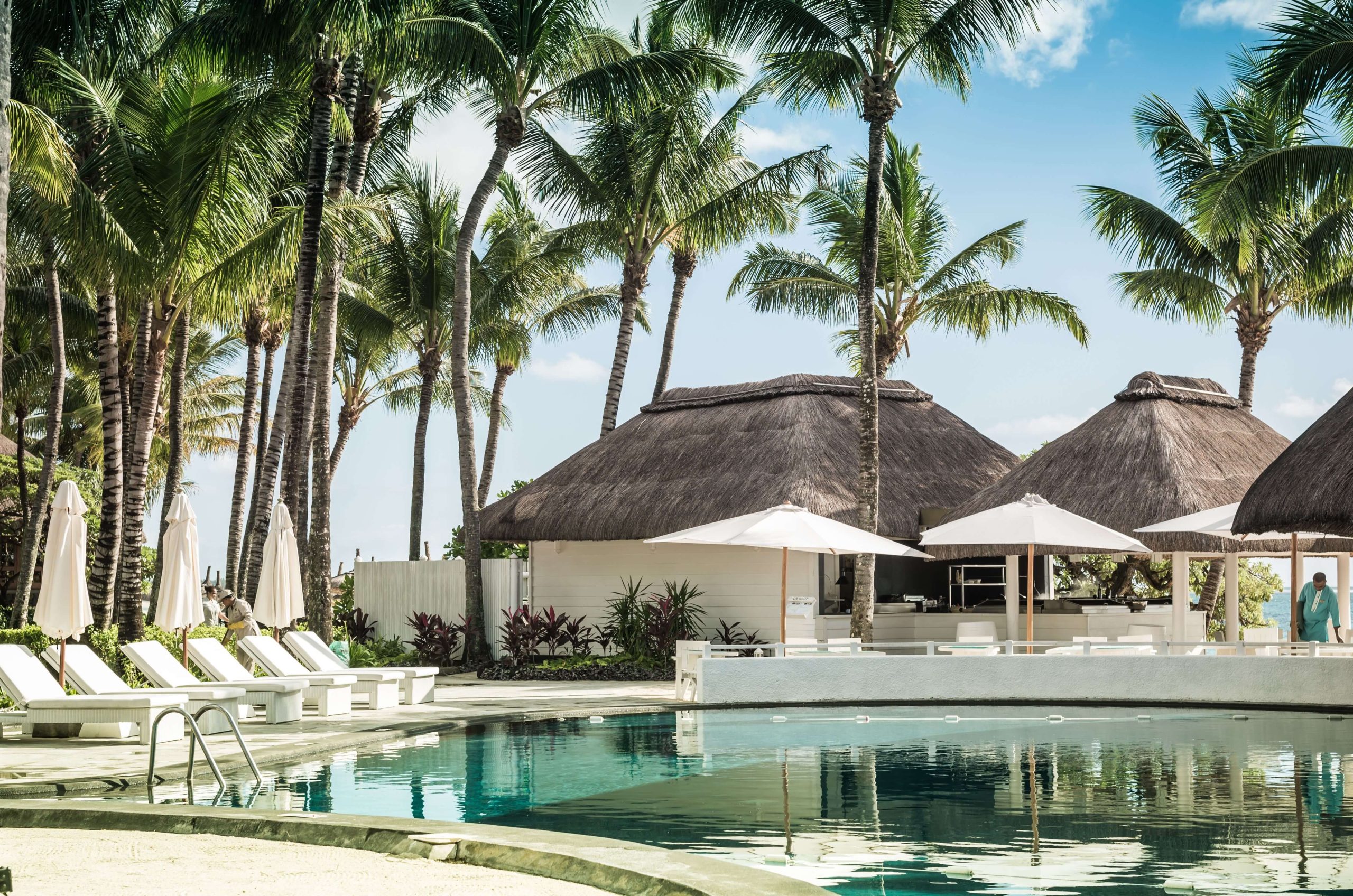 Resort pool area, the property tier that earns the 3,000-point Hilton More Points to Play bonus