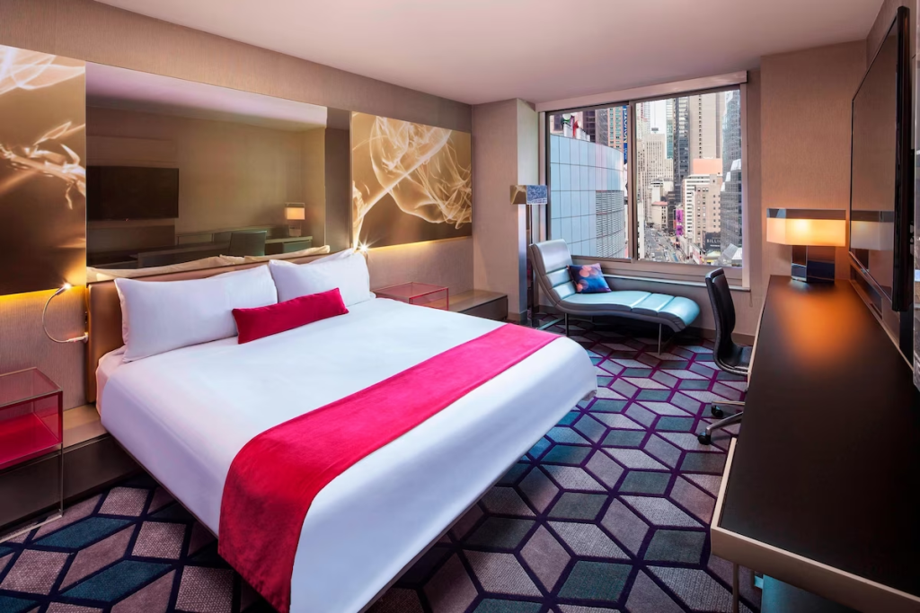 Marriott Guaranteed Room Type vs. Room Upgrade: What's the Difference? 4 W New York - Times Square