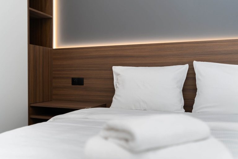 Chase Points Boost: 2.5 Cents Per Point at Select Luxury Hotels 6 luxury hotel room edit